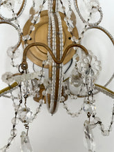 Load image into Gallery viewer, Incredible Italian beaded sconce