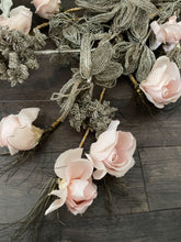 Load image into Gallery viewer, Xxl French flower bouquet