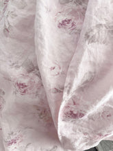 Load image into Gallery viewer, #2 handmade linen runner