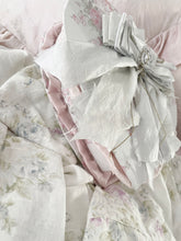 Load image into Gallery viewer, FOR SHELLY Handmade 12” heart shaped box