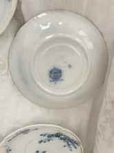 Load image into Gallery viewer, Set of 4 stunning antique English floral small plates
