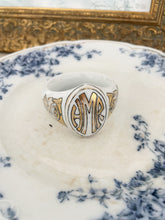 Load image into Gallery viewer, Antique napkin ring