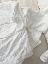 Load image into Gallery viewer, Rachel Ashwell couture new white Matelasse ottoman slipcover