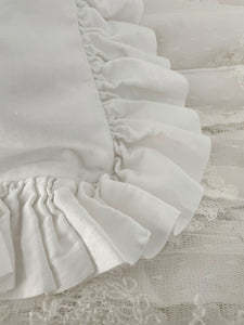 Bella notte retired white velvet and silk standard sham