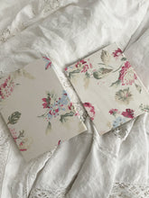 Load image into Gallery viewer, Pair handmade silk photo albums
