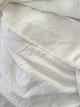 Load image into Gallery viewer, Rachel Ashwell couture new white Matelasse ottoman slipcover