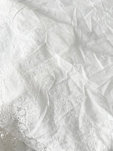 Load image into Gallery viewer, Handmade batiste lace tablecloth