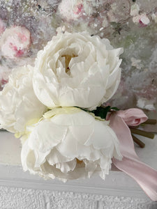 Bouquet half dozen real feel peonies