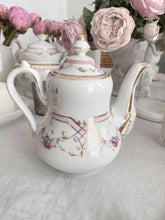 Load image into Gallery viewer, Rare antique french petite vieux Paris teapot