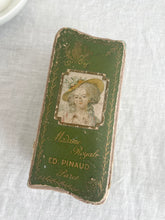 Load image into Gallery viewer, Rare antique french portrait box Marie Antoinette