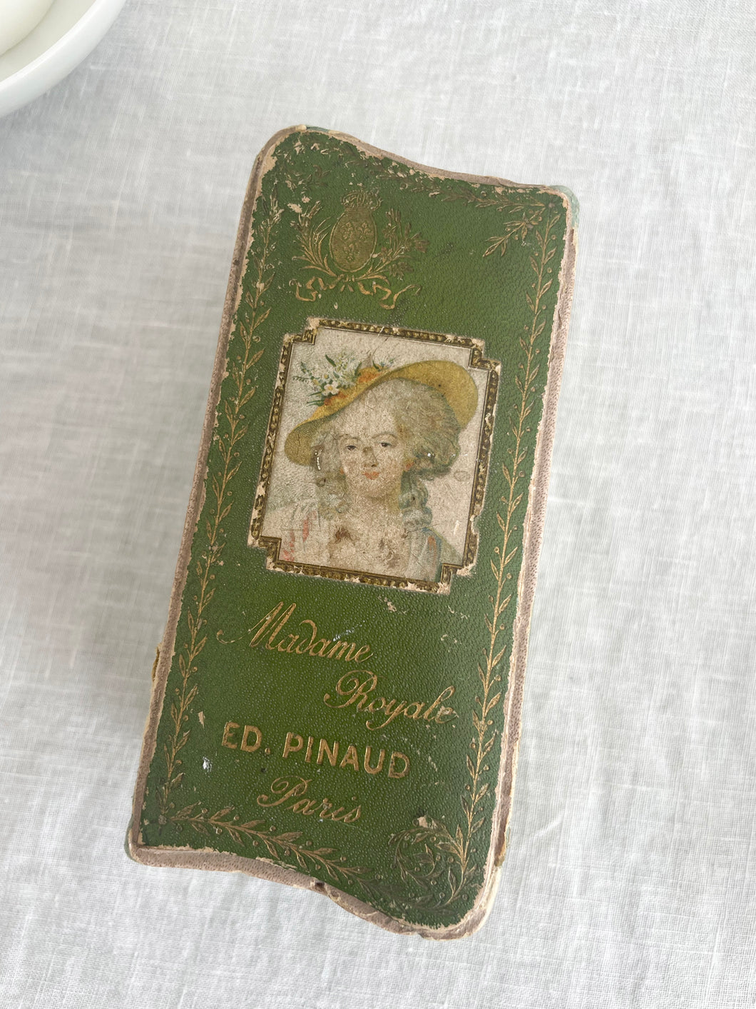 Rare antique french portrait box Marie Antoinette